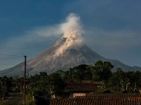 Mount-merapi-1-scaled-e1705866577252[1].jpg