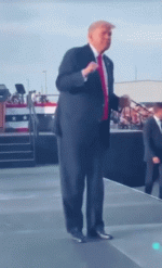 donald-trump-dancing[1].gif