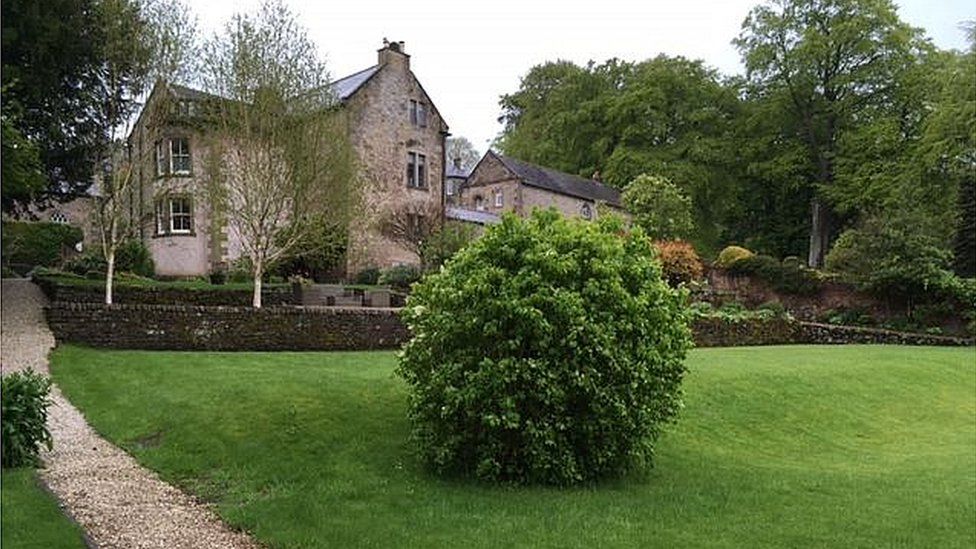 Bank house