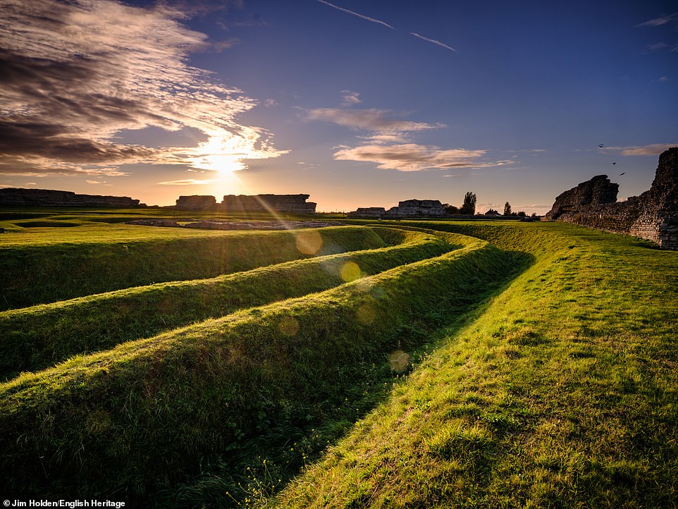 Archaeologists believe the exterior arena wall was up to 20ft (6m) wide and built with stacked turf, while the interior wall was made of mortared chalk blocks with a rendered and plastered face