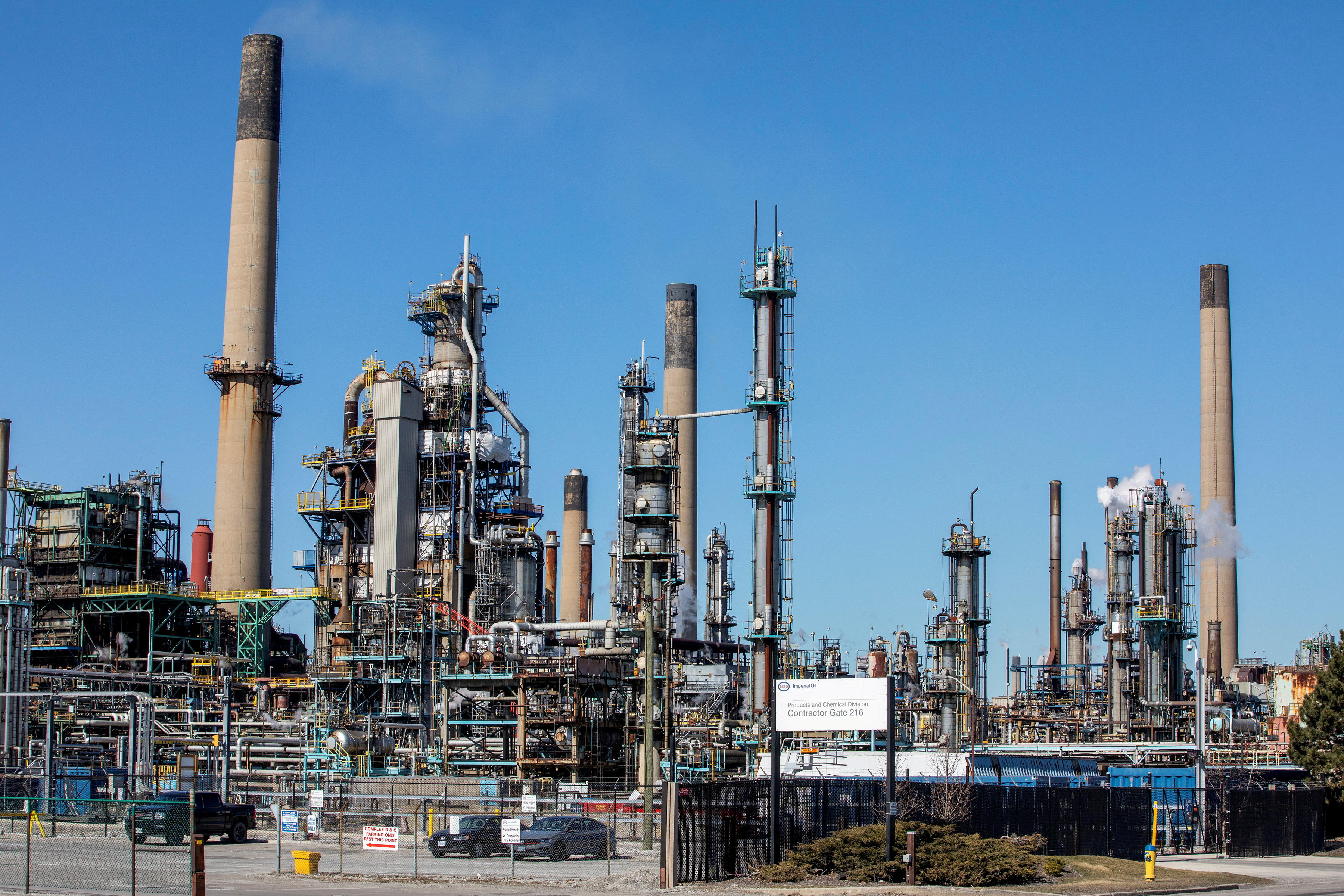General view of the Imperial Oil refinery, located near Enbridge's Line 5 pipeline in Sarnia, Ontario, Canada March 20, 2021.  REUTERS/Carlos Osorio/File Photo