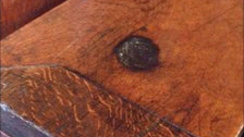 Burn mark on Chetham's table Burn mark on Chetham's table