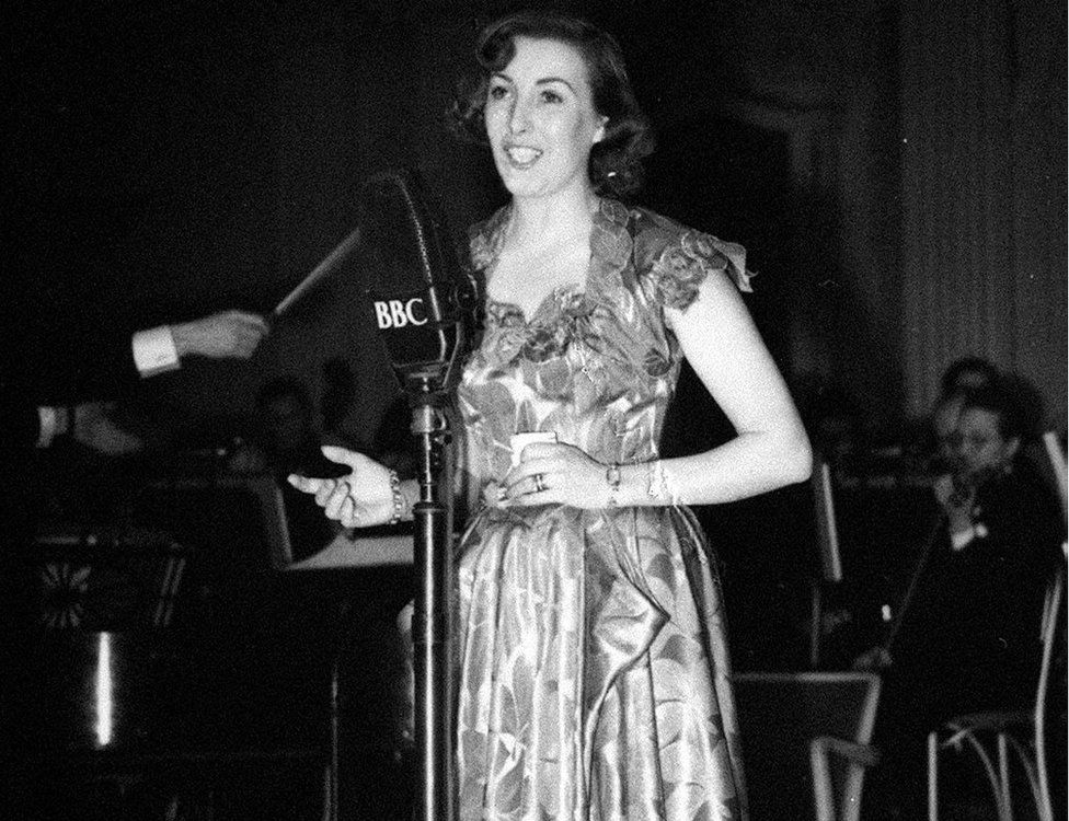 Vera Lynn on stage at the Grosvenor House during the National Radio Awards 1949